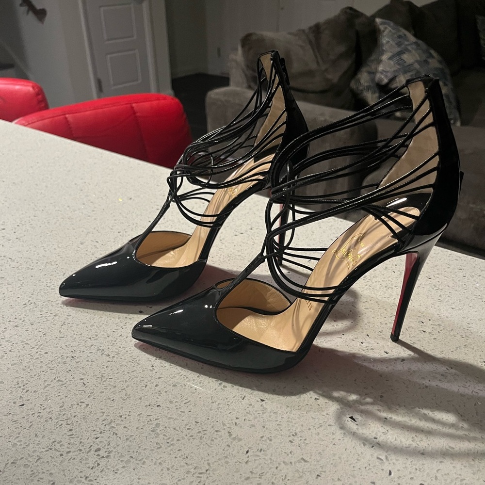 EUC Christian Louboutin Confusa Black Patent Stilettos, Size 39.5 - Picture 13 of 15